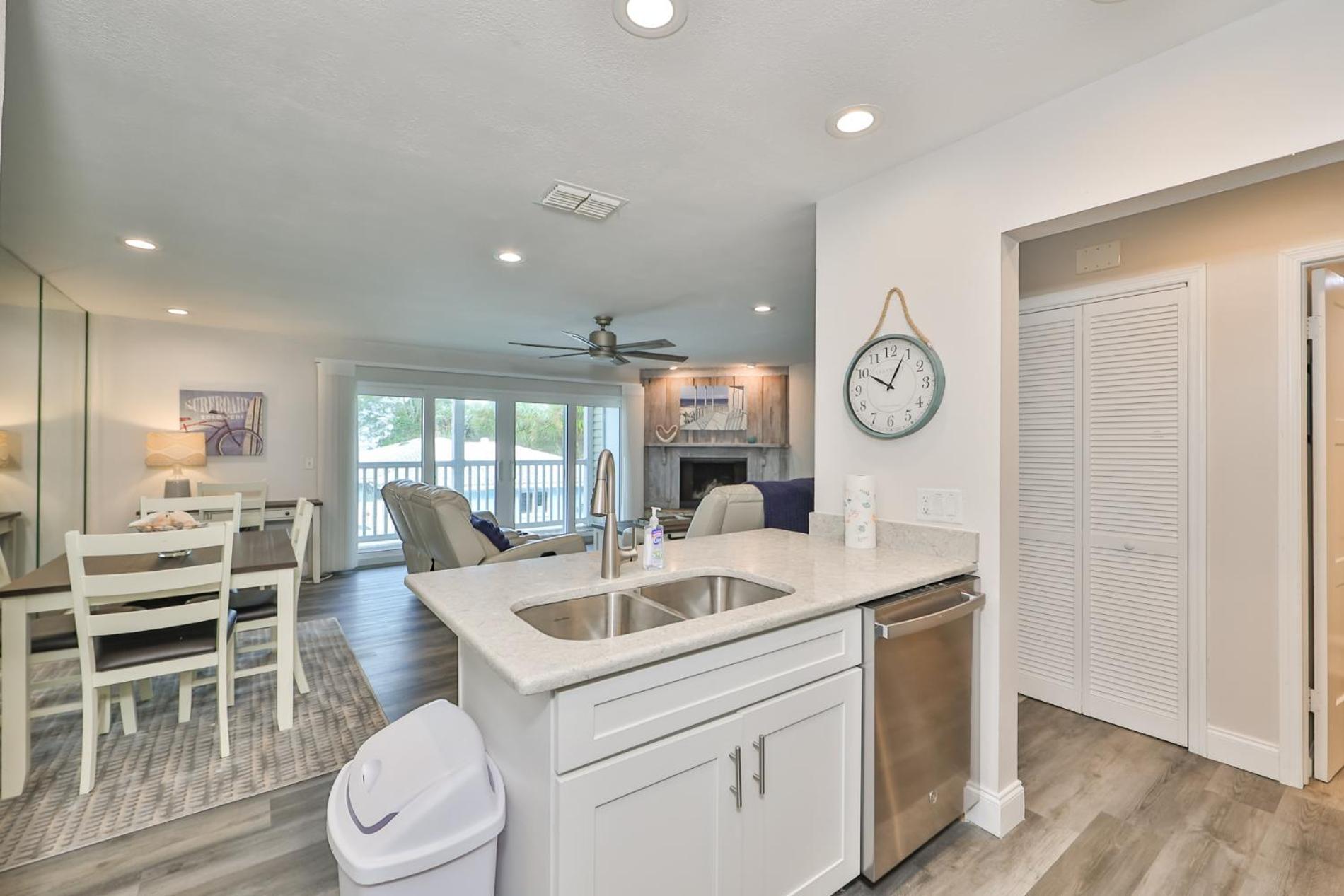 100 Steps To Beautiful Indian Rocks Beach, Oceanside, 2 Bedroom Updated Condo Clearwater Beach Kültér fotó